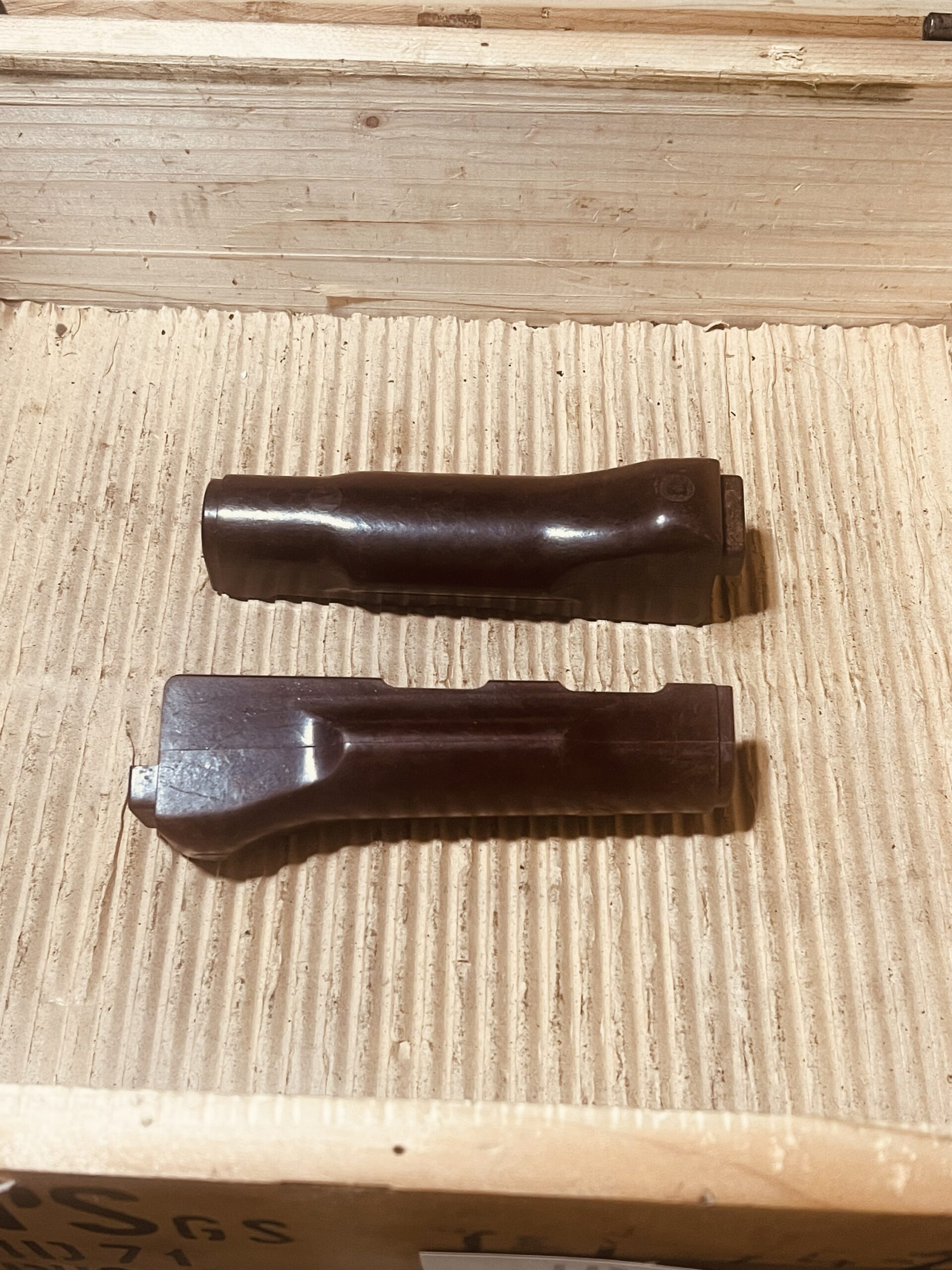 Polish Tantal Bakelite Lower Handguard (Excellent)