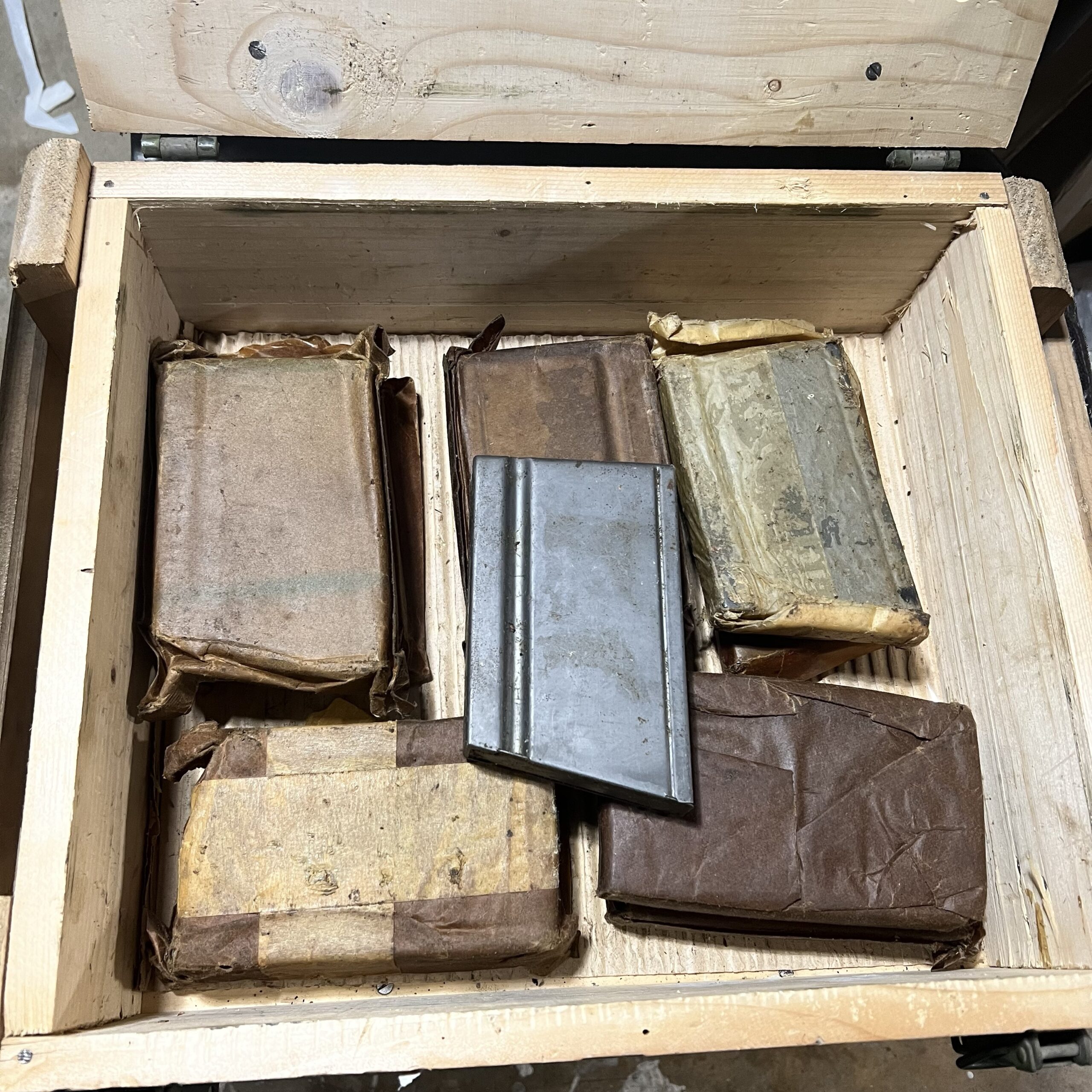 Bar 20 Round Magazine (NOS)