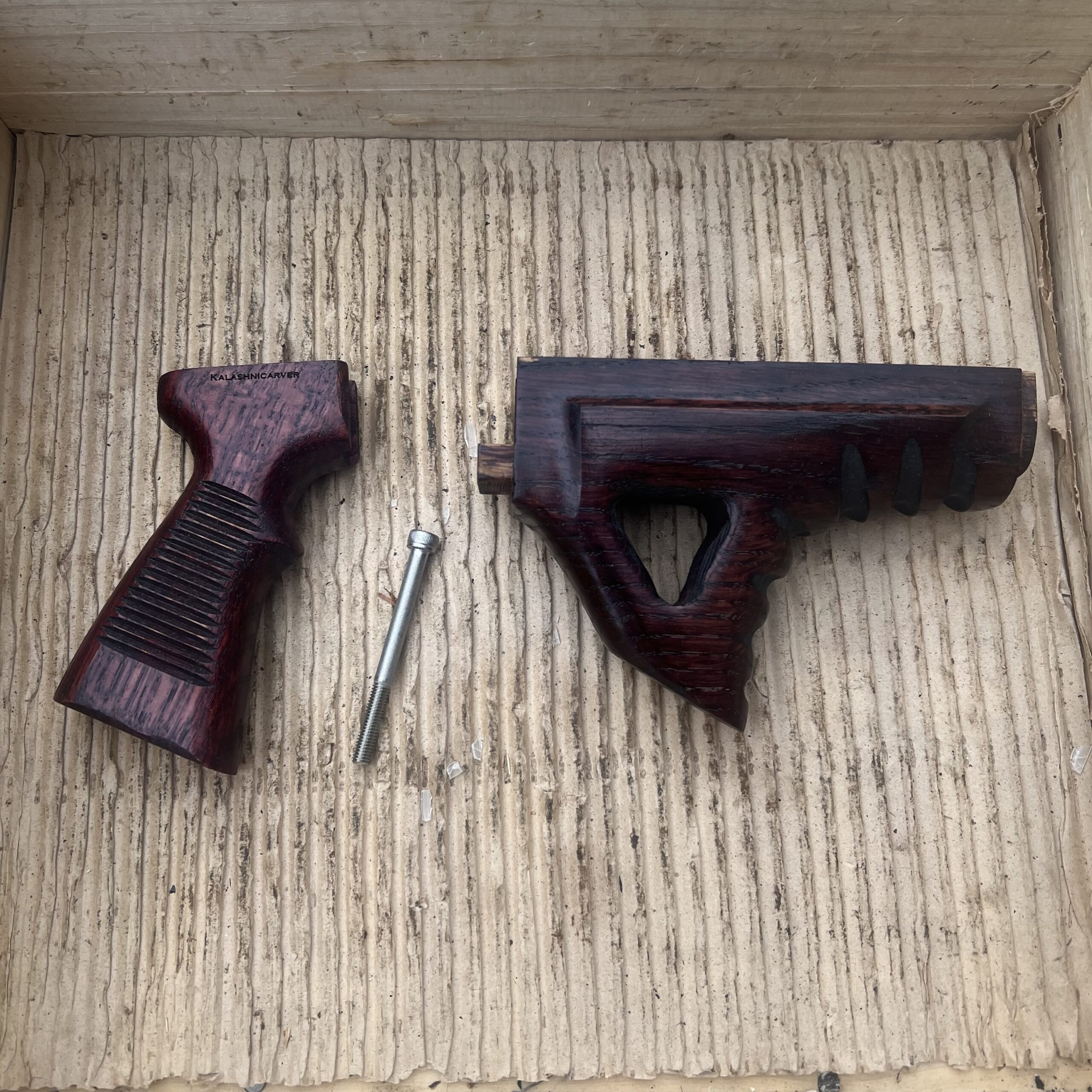 Kalashnicarver AKM "Wild" Non Vented Lower Handguard and Grip Set (Curly White Oak - Red)