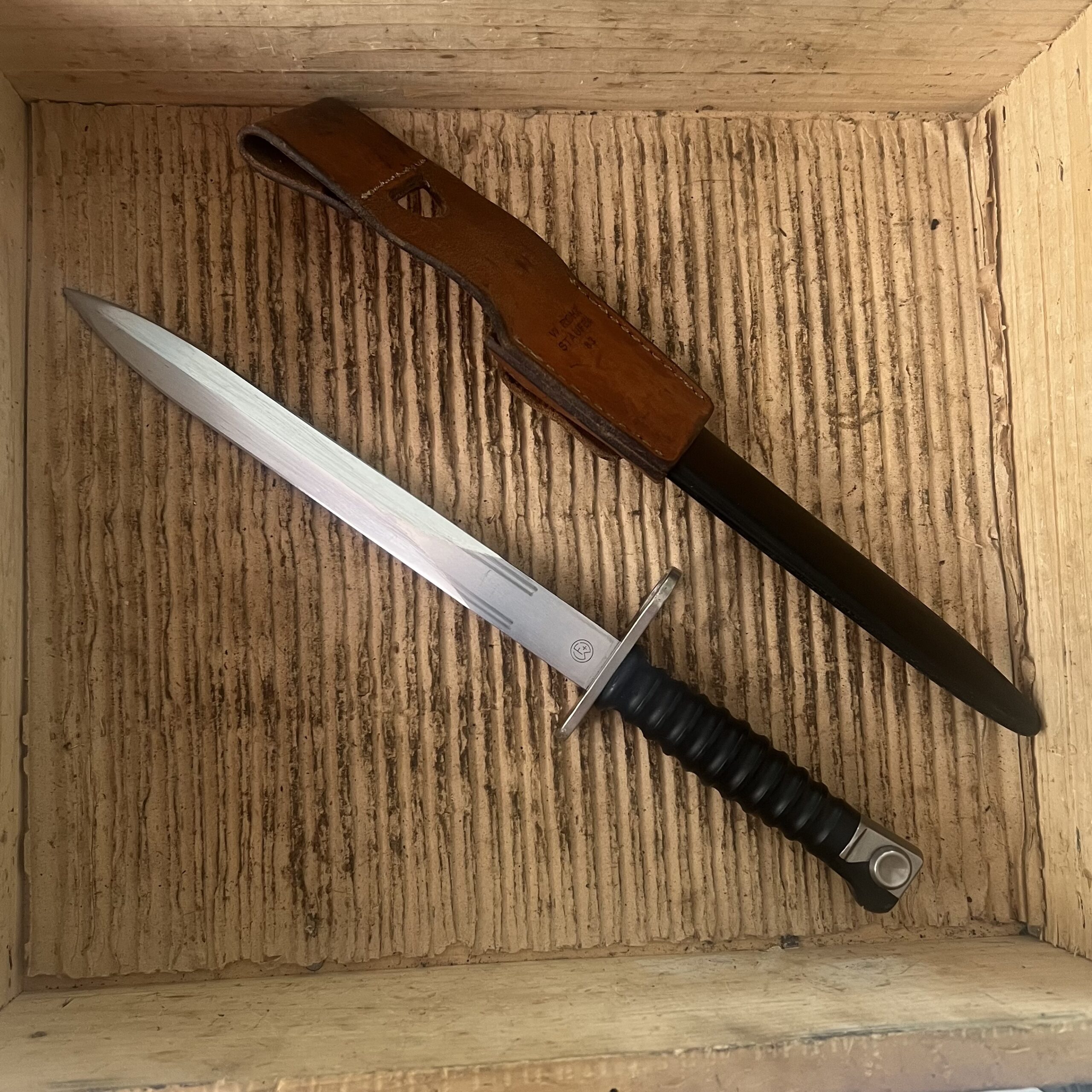 Swiss STGW57 Bayonet with Scabbard (Excellent)