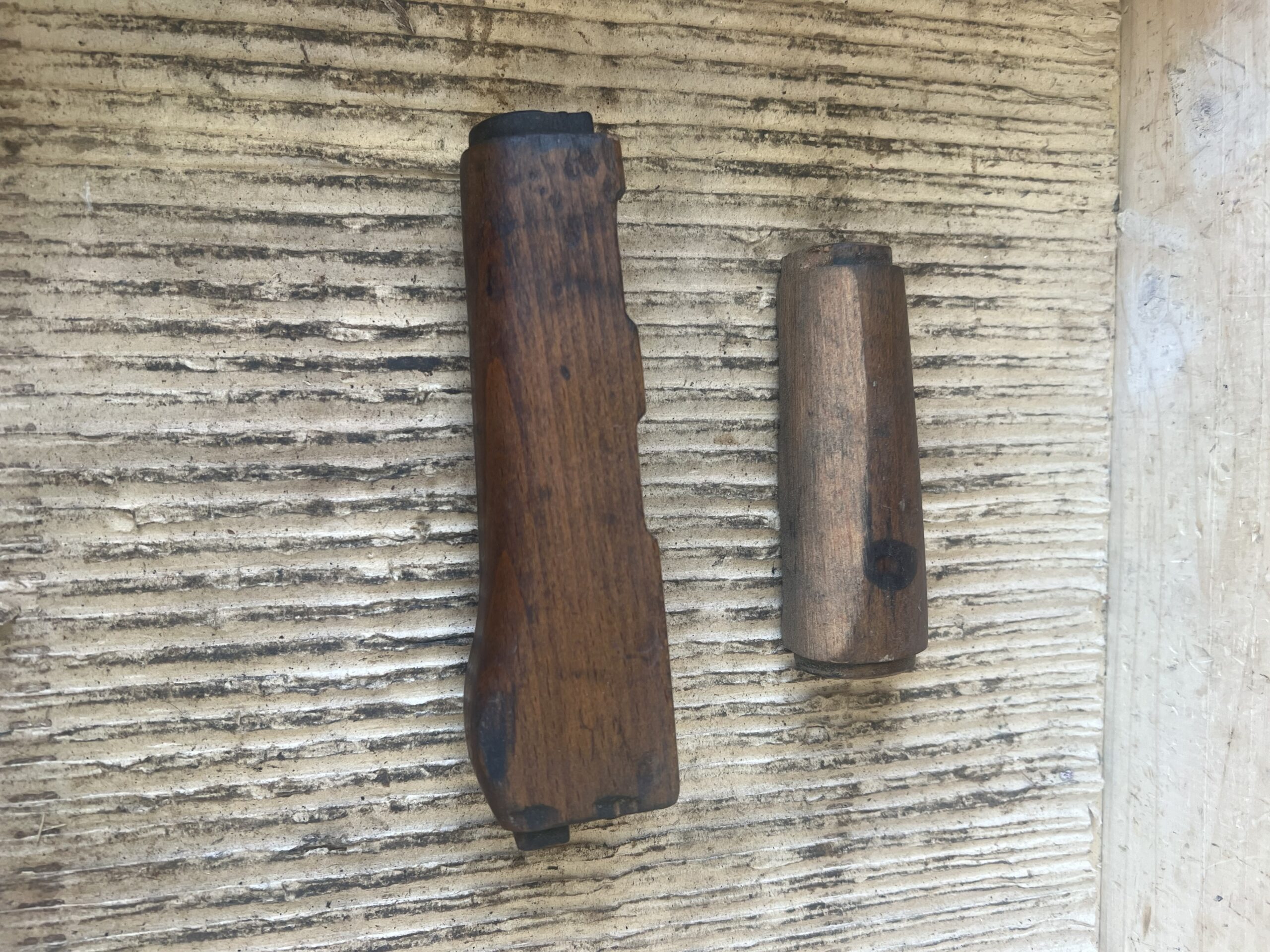 Hungarian Wood Handguard Set (Good)