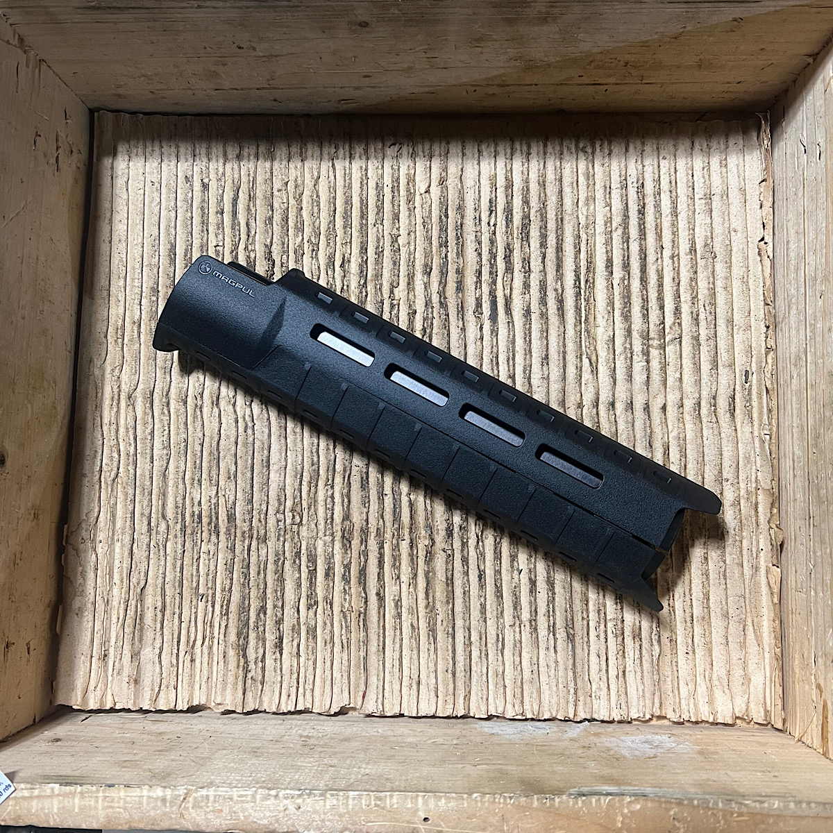 Magpul MOE SL® Mid-Length - Black