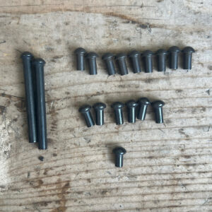 AK Builder Rivet Set