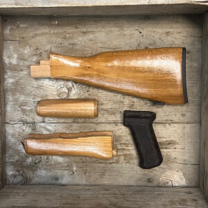 Romanian Blonde Wood Stock Set